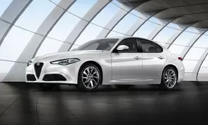 Alfa Romeo Giulia konečně i v "normálních" verzích