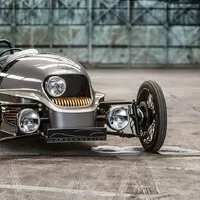 Morgan EV3 aneb když se retro mísí se sci-fi
