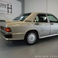 Bazarový snílek: Mercedes-Benz 190 E 2.5-16