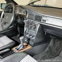 Bazarový snílek: Mercedes-Benz 190 E 2.5-16