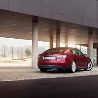 Tesla v Singapuru platí pokuty za vysoké emise
