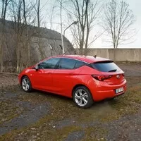 Opel Astra 1.4 Turbo: Lehčí, chytřejší