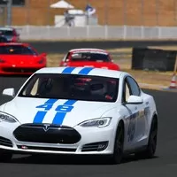 Tesla Model S dostane vlastní závodní sérii