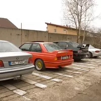 Kafe&Káry v Gas Townu – Lotus, truck a závody nevidomých