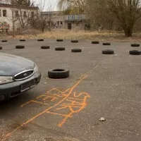 Kafe&Káry v Gas Townu – Lotus, truck a závody nevidomých