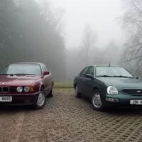 Ford Scorpio vs. BMW 525i: Souboj ‚luxusních‘ sedanů