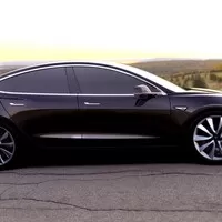 Tesla Model 3: Nejdůležitější auto desetiletí?