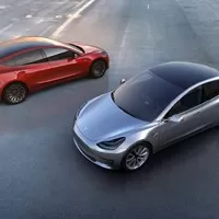 Tesla Model 3: Nejdůležitější auto desetiletí?