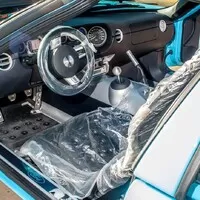 Zbrusu nový Ford GT Herritage Edition k mání v aukci