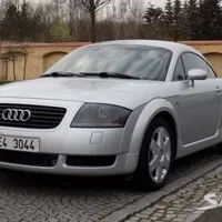 Audi TT: Moderní klasika pod kilo?