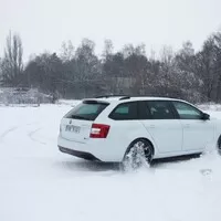 Škoda Octavia RS230: Rodinný Sprinter