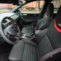 Škoda Octavia RS230: Rodinný Sprinter