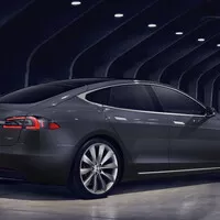 Tesla Model S obdržela mírný masku-eliminující facelift