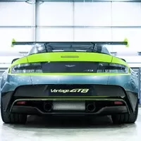 Aston Martin Vantage GT8: Skoro jako závodní předloha