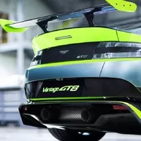 Aston Martin Vantage GT8: Skoro jako závodní předloha