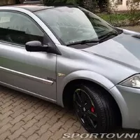 Autíčkář na lovu: Hothatch za lidovku