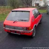 Autíčkář na lovu: Hothatch za lidovku
