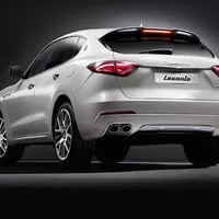 Maserati Levante do budoucna s osmiválcem?