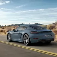 Nové Porsche 718 Cayman je tady!