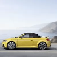 Audi TT RS je venku a má 400 koní