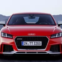 Audi TT RS je venku a má 400 koní