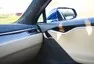Tesla vs. Trabant očima Dana Přibáně: Budoucnost z dvoutaktního pohledu