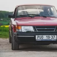 Saab 900: Svenska aeroplan