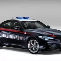 Alfa Romeo Giulia Quadrifoglio jako policejní auto pro skutečně dobrou věc