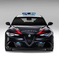 Alfa Romeo Giulia Quadrifoglio jako policejní auto pro skutečně dobrou věc