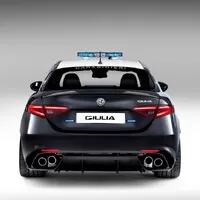 Alfa Romeo Giulia Quadrifoglio jako policejní auto pro skutečně dobrou věc