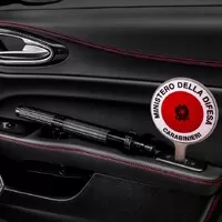Alfa Romeo Giulia Quadrifoglio jako policejní auto pro skutečně dobrou věc
