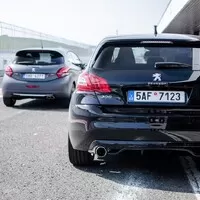 Peugeot 308 GTI: První test na okruhu v Mostě