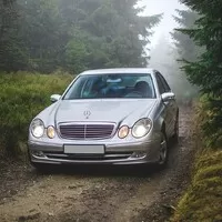 Mercedes E-class W211 320CDI 2003 front