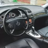 Mercedes E-class W211 320CDI 2003 interior black