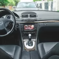 Mercedes E-class W211 320CDI 2003 interior black