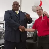 Majitel Toyoty Tundra najel milion mil a dostal nové auto