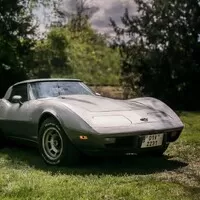 Chevrolet Corvette C3: Dva dny na sto