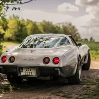 Chevrolet Corvette C3: Dva dny na sto