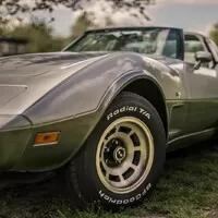 Chevrolet Corvette C3: Dva dny na sto