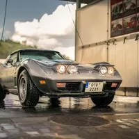 Chevrolet Corvette C3: Dva dny na sto