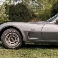 Chevrolet Corvette C3: Dva dny na sto