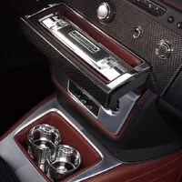 Váš Rolls-Royce Zenith Collection dorazí i s kusem výrobní linky