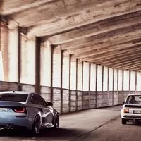 BMW 2002 Hommage vypadá jako batmobil