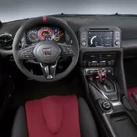 Nissan GT-R Nismo pro rok 2017 – karbonu není nikdy dost