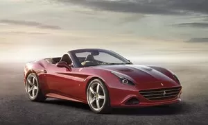 Novinky: Motorem roku se pro letošek stal osmiválec od Ferrari