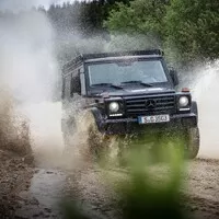 Mercedes-Benz G 350 d Professional kašle na pozlátko a míří za prací