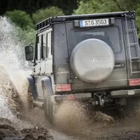 Mercedes-Benz G 350 d Professional kašle na pozlátko a míří za prací