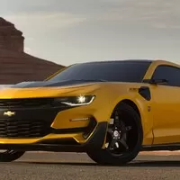 V nových Transformers bude opět hrát i Bumblebee Camaro