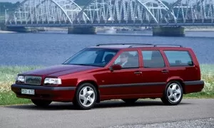 Historie: Volvo 850 slaví pětadvacet. Váže se k němu několik „poprvé“.