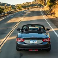 První zahraniční recenze Fiatu 124 Spider 